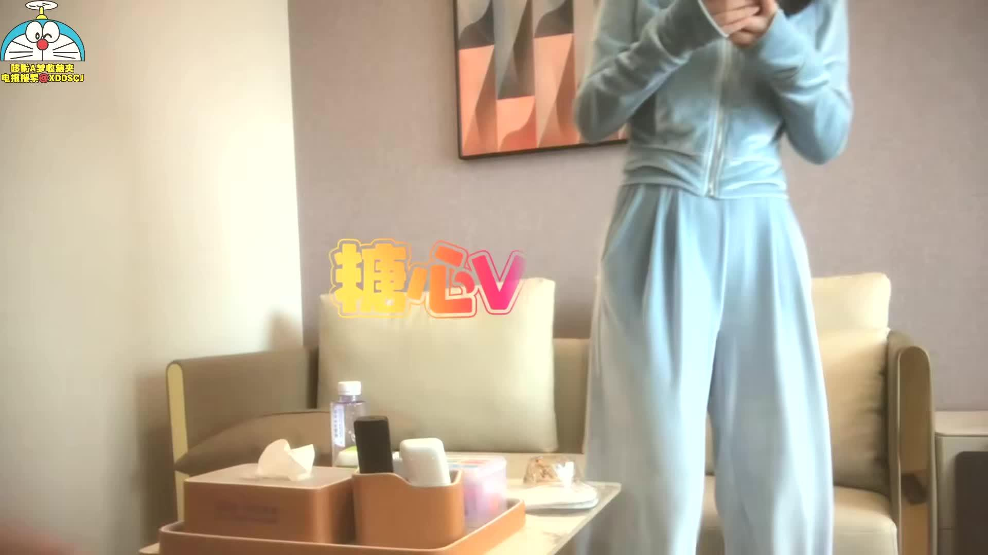 高价约操极品女神超棒口技服务多姿势迎合侍奉封面图