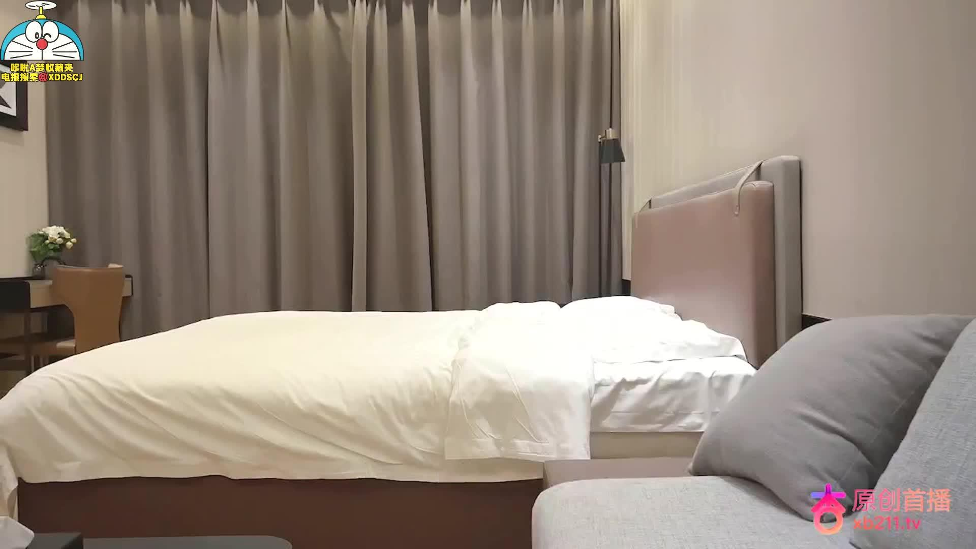 纯欲女神干起来别有一番风味封面图