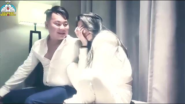 肤白貌美温柔如水老熟人见面分外亲昵封面图