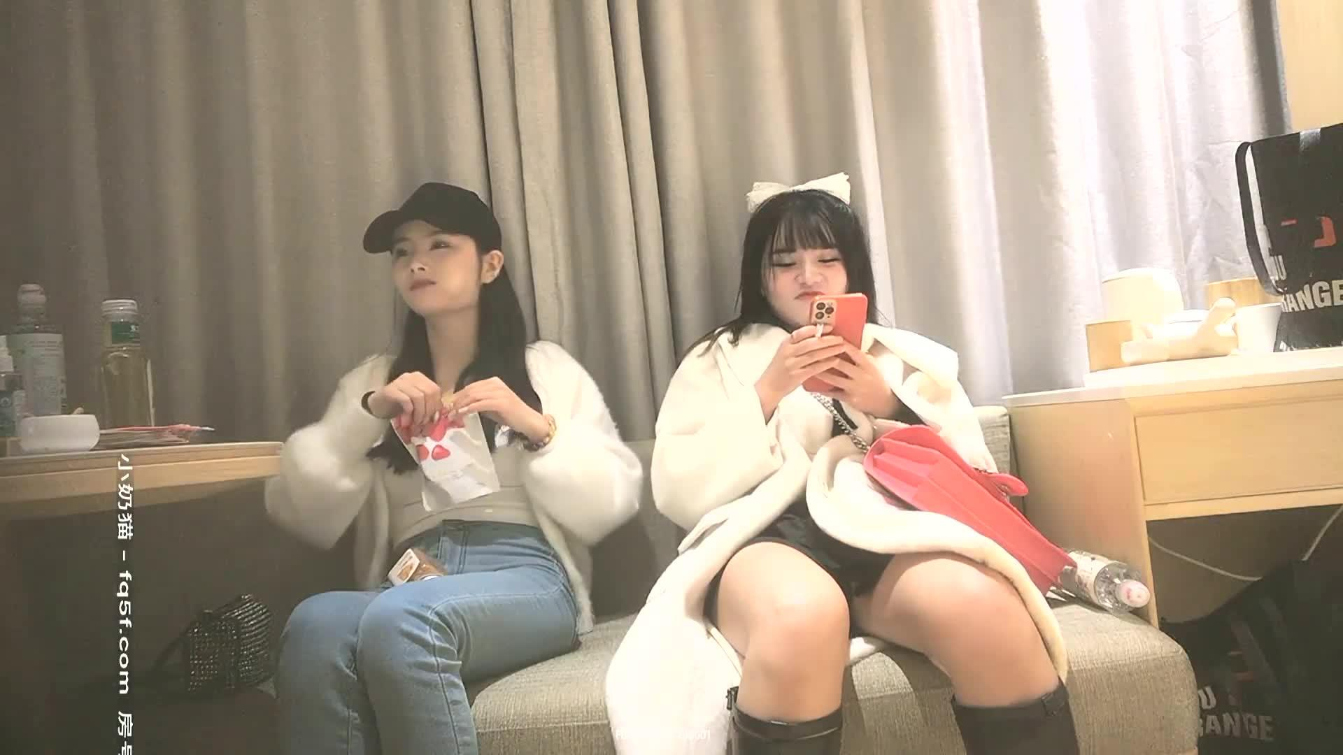 00后可爱少女 粉嫩青春精彩依旧封面图