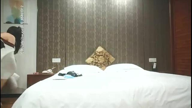 两个骚少妇配合默契激情啪啪淫液不断封面图