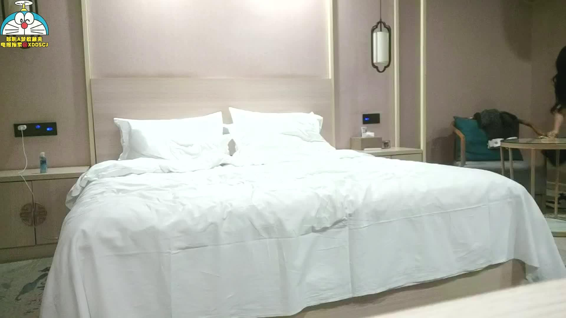 女神长发御姐尤物花式啪啪展示性爱细节封面图