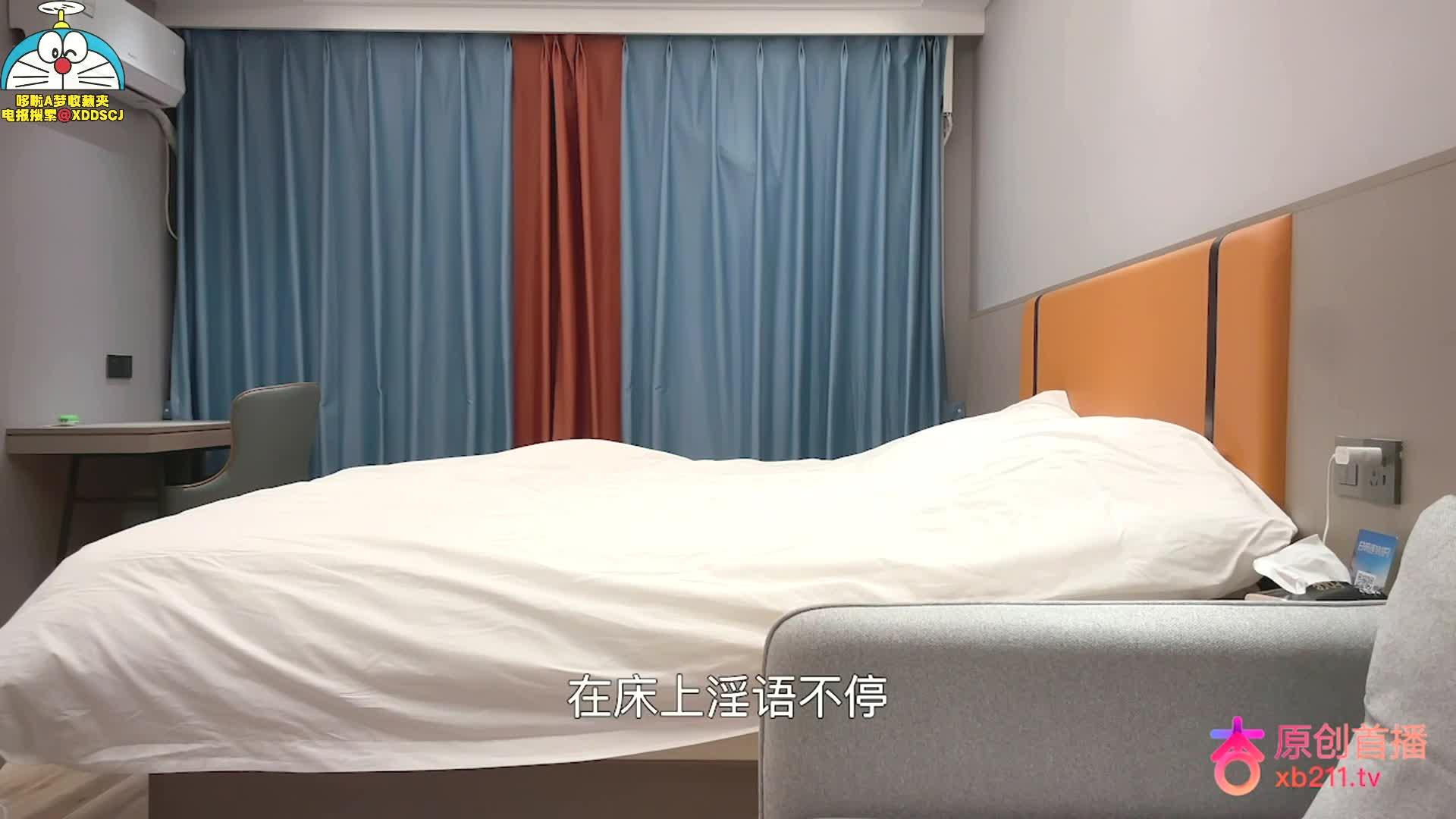 娇小可爱还有SM的特殊爱好的嫩妹封面图