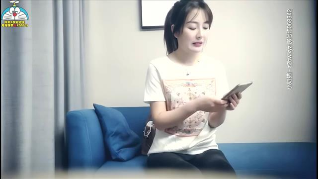 妹子在收到转账后立马去厕所把骚逼洗干净等操