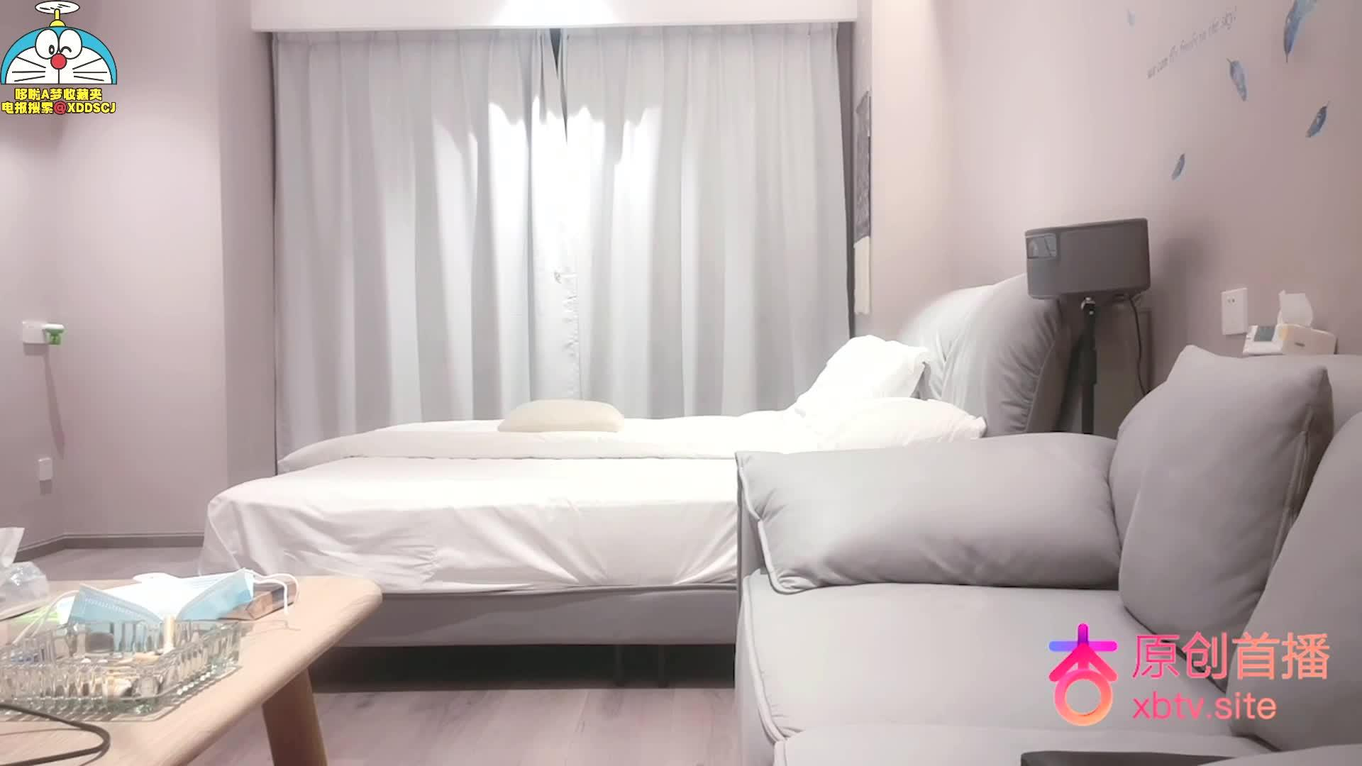 清纯乖乖女封面图