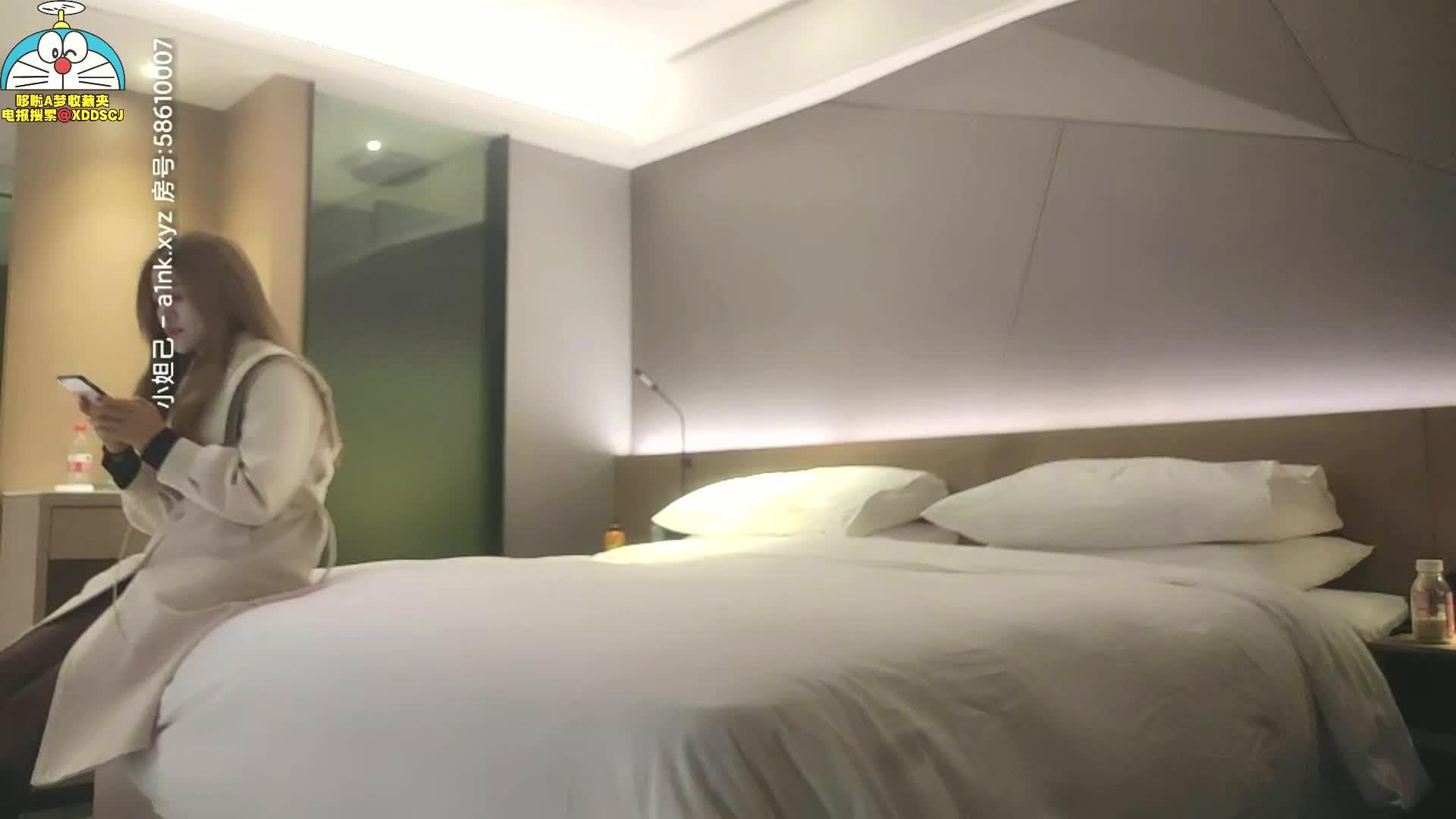 甜美00后小姐姐情趣诱惑百媚千娇封面图