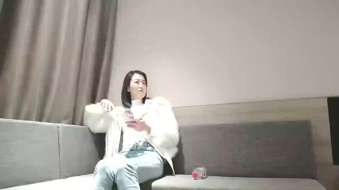 漂亮小少妇一顿忽悠来的足欲按摩技师封面图