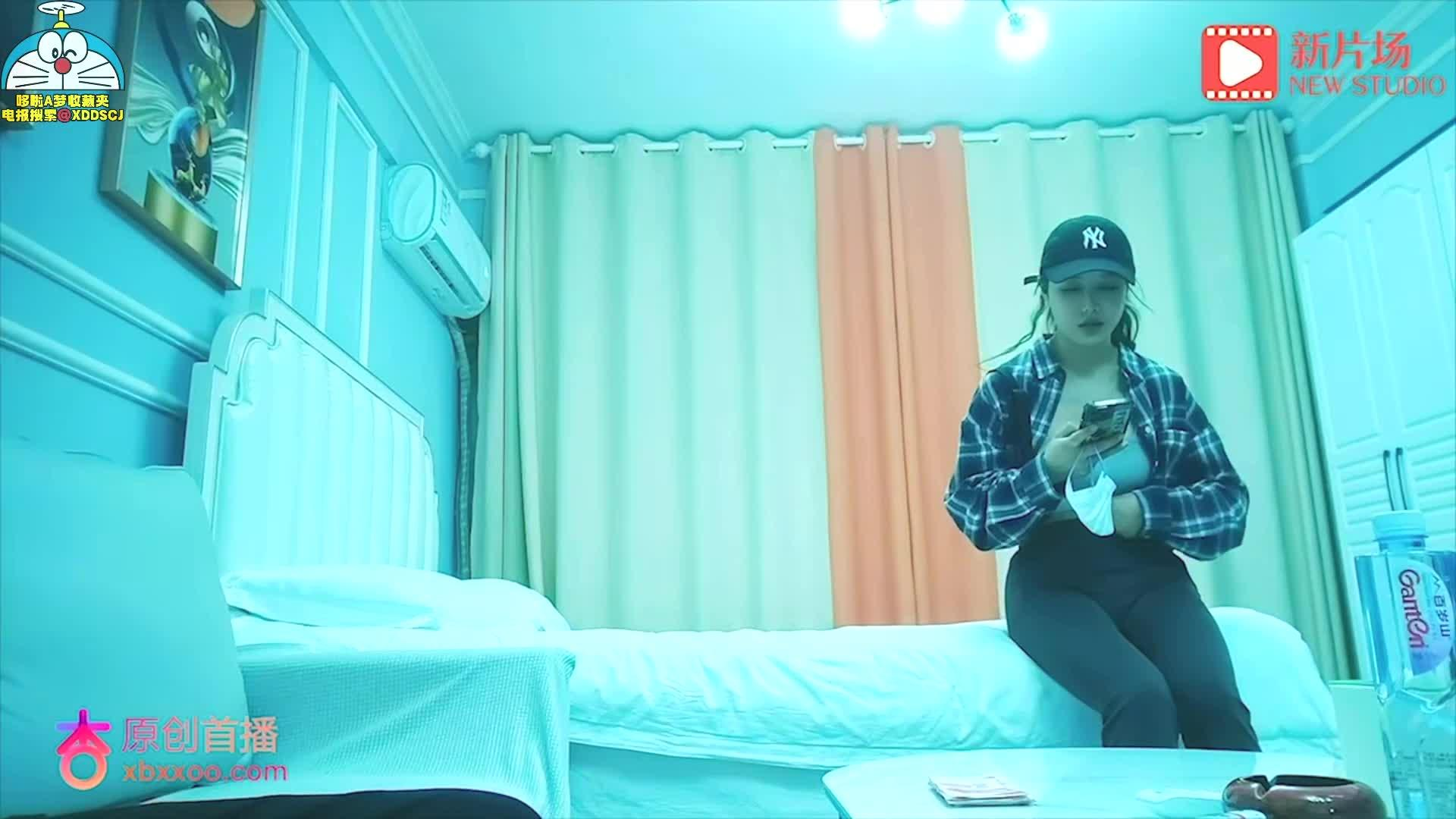 约操气质白虎妹封面图