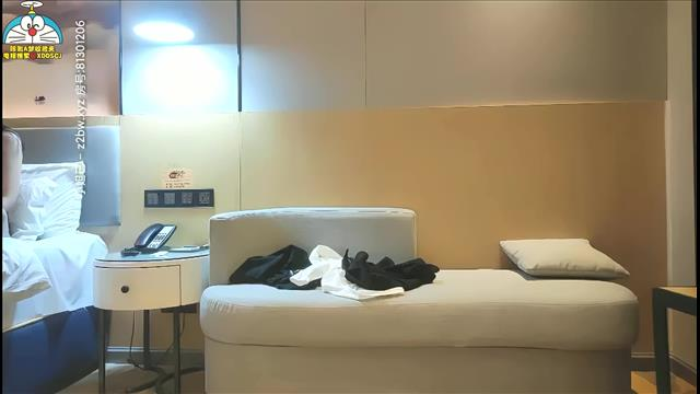 外围女神兼职空姐脸蛋精致身材好封面图