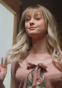 房间内的秘密封面图