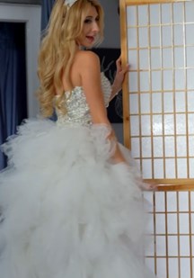 新婚时刻封面图