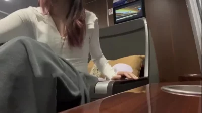 真实当鸡的一天，还有人说鸡容易吗？被200斤金主压在身下后入！早早封面图