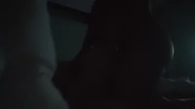 抽着烟爆操俩娃人妻听对白封面图