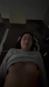 早晨跟女友在学校教学楼 会议室里面操逼真刺激封面图