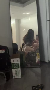 广州情侣 高跟肥臀女上自动封面图