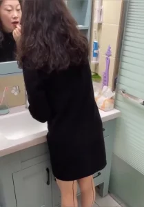 40 岁熟女 得不到满足对高潮多么的渴望⚡️完整版以上传电报群202封面图