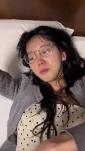 清纯学生妹 开学第1个星期就被我操了逼嫩紧致还嫌我的鸡巴大封面图