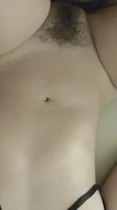 与01年娇羞女友性爱封面图