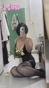 34岁离异75J的大奶少妇封面图