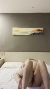 自拍大屁股封面图