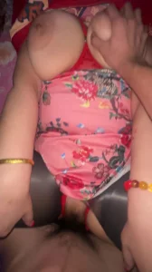 上海另一位熟女1奶子超级大封面图