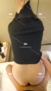 骚货屁股都被抽红了封面图