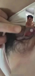 已婚木瓜奶少妇裸聊封面图