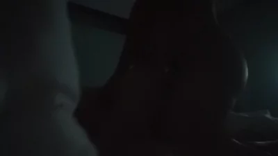 抽着烟爆操俩娃人妻对白精彩封面图