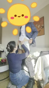 爆操大奶女同事封面图