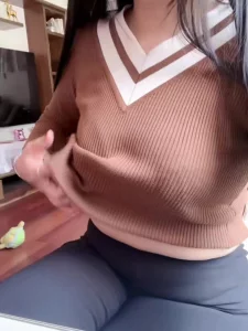 杭州钟爱人妻大奶封面图