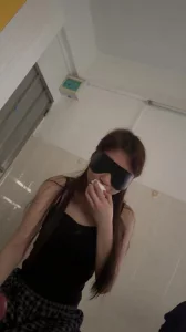 母狗调教吃到拉丝封面图