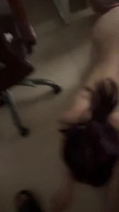 调教08年母狗狗链爬行，有完整版封面图