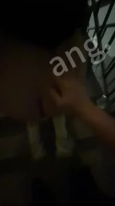 （原创）一镜到底，楼道调教92年人妻母狗，淫荡极品翘臀调教片段封面图