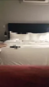 无套内射渔网熟女人妻封面图