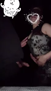 重庆野外大战骚熟女封面图