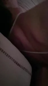 夫妻情侣侧入封面图