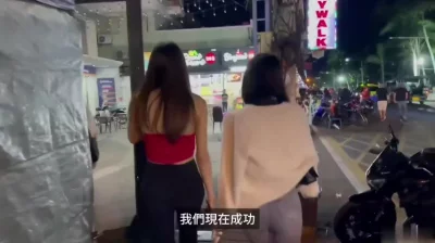 街边站街女，一镜到底拍摄，全程高能中文字幕封面图