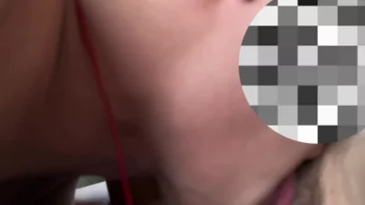 和野男人车里偷情被舔逼，舔的太爽了，爽到屁眼也好想被舔啊封面图