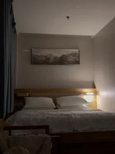 全程露脸，面基93年大奶离异少妇（双方成年且同意）封面图