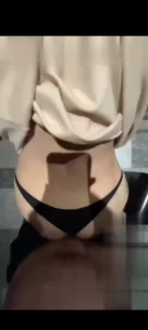 后入式少妇封面图