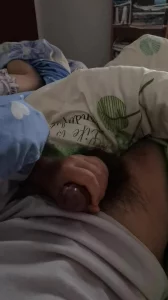 手痒封面图