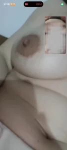 两位少妇性欲强烈封面图