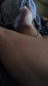那个小骚货封面图
