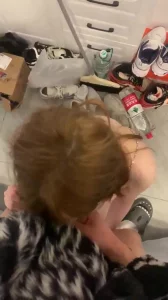 高颜值女大吞精封面图