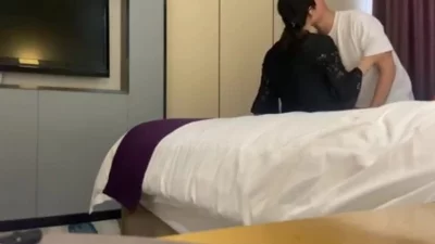 春天来了，熟女阿姨热火朝天的欲望，疯狂的偷情做爱才是阿姨的食粮封面图
