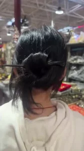胸型很漂亮的女友，清纯女神，吃着薯条，男朋友突然坐上来忍不住的浪叫封面图