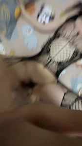 老公出差颜射她封面图