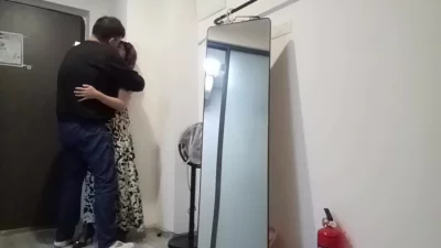 真实约啪露脸离异少妇，刚进门就迫不及待让我干她封面图