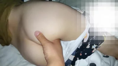 偷玩母狗人妻的骚逼2封面图