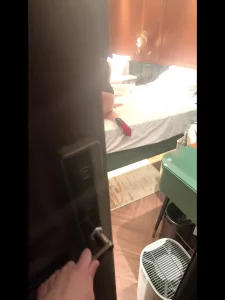 真实约拍极品白虎少妇酒店高跟中出封面图